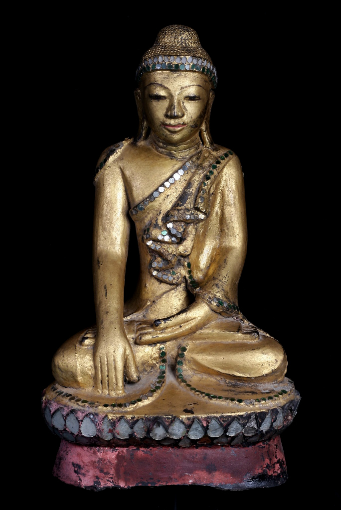 Extremely Rare Early 19C Lacque Mandalay Buddha #A042